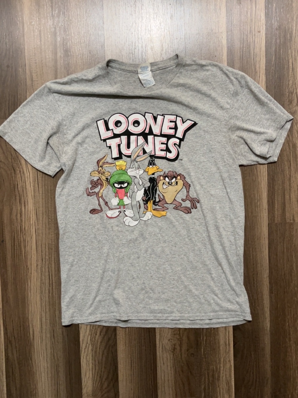 Vintage Y2K Looney Tunes Mens Medium Gray Shirt
